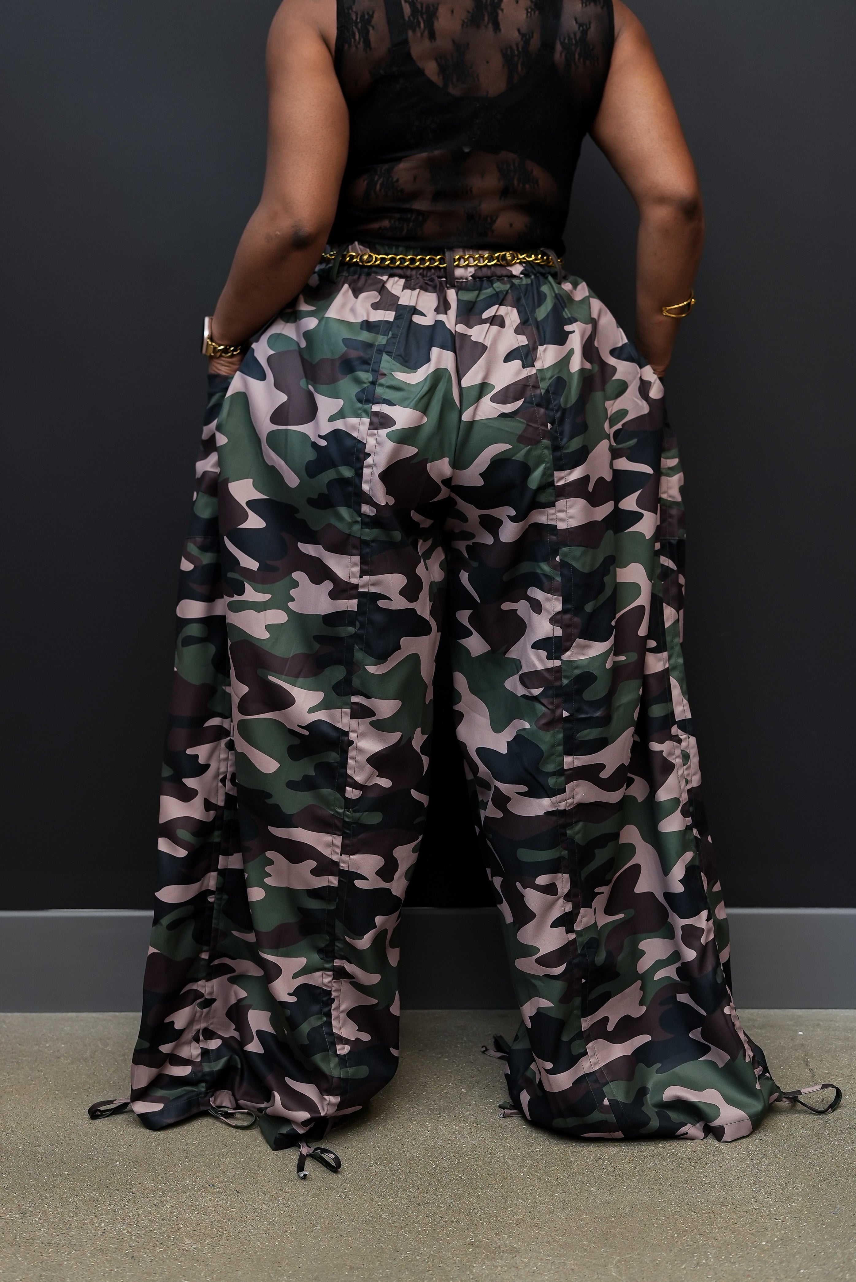 Command the Room Camo Pants