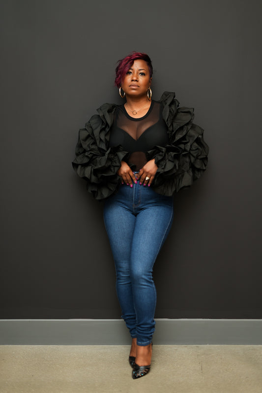 Golden Drama Ruffle Bolero (black)