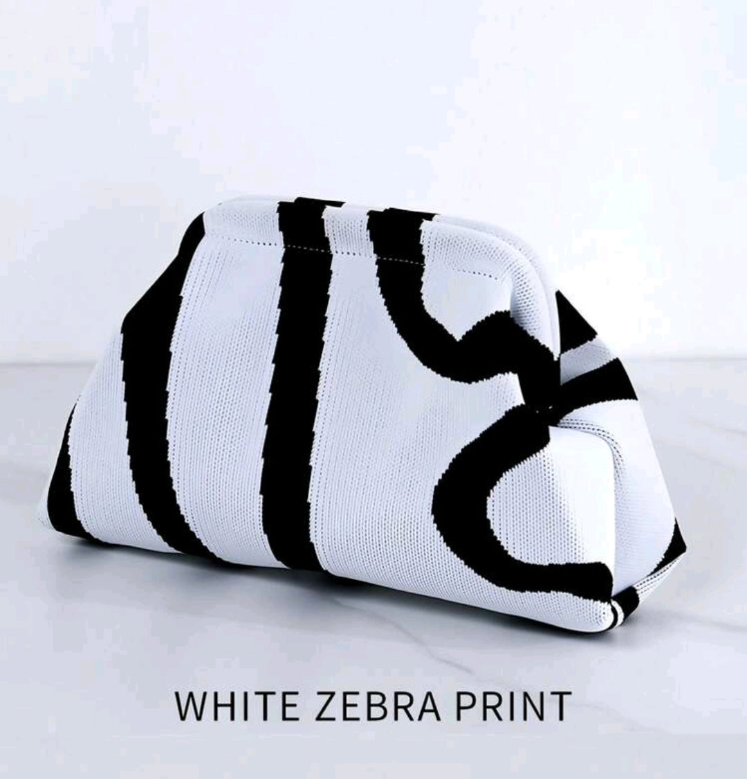 Zebra knit clutch (white)