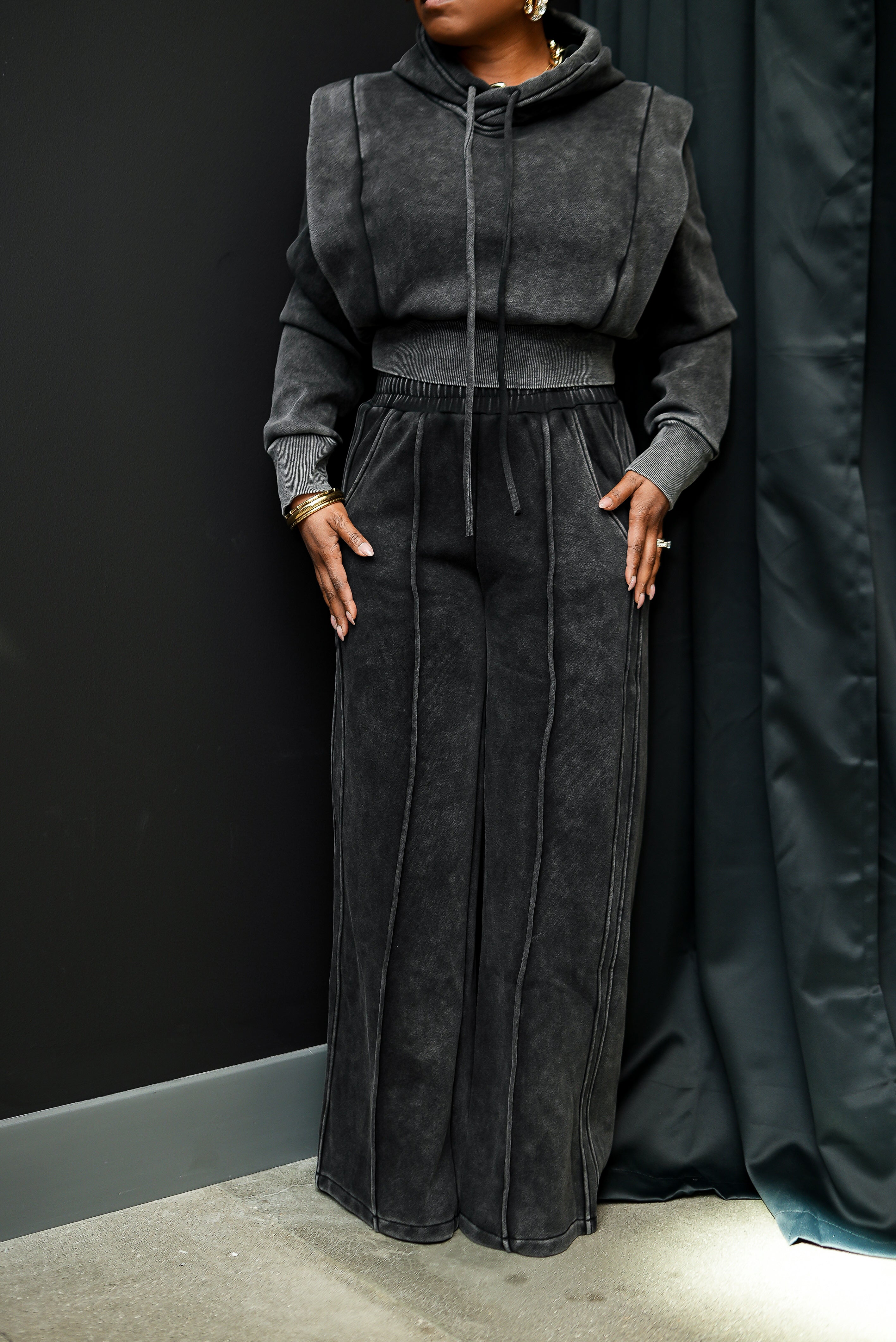 Sculpted Luxe Set Jogger Set-(Charcoal)