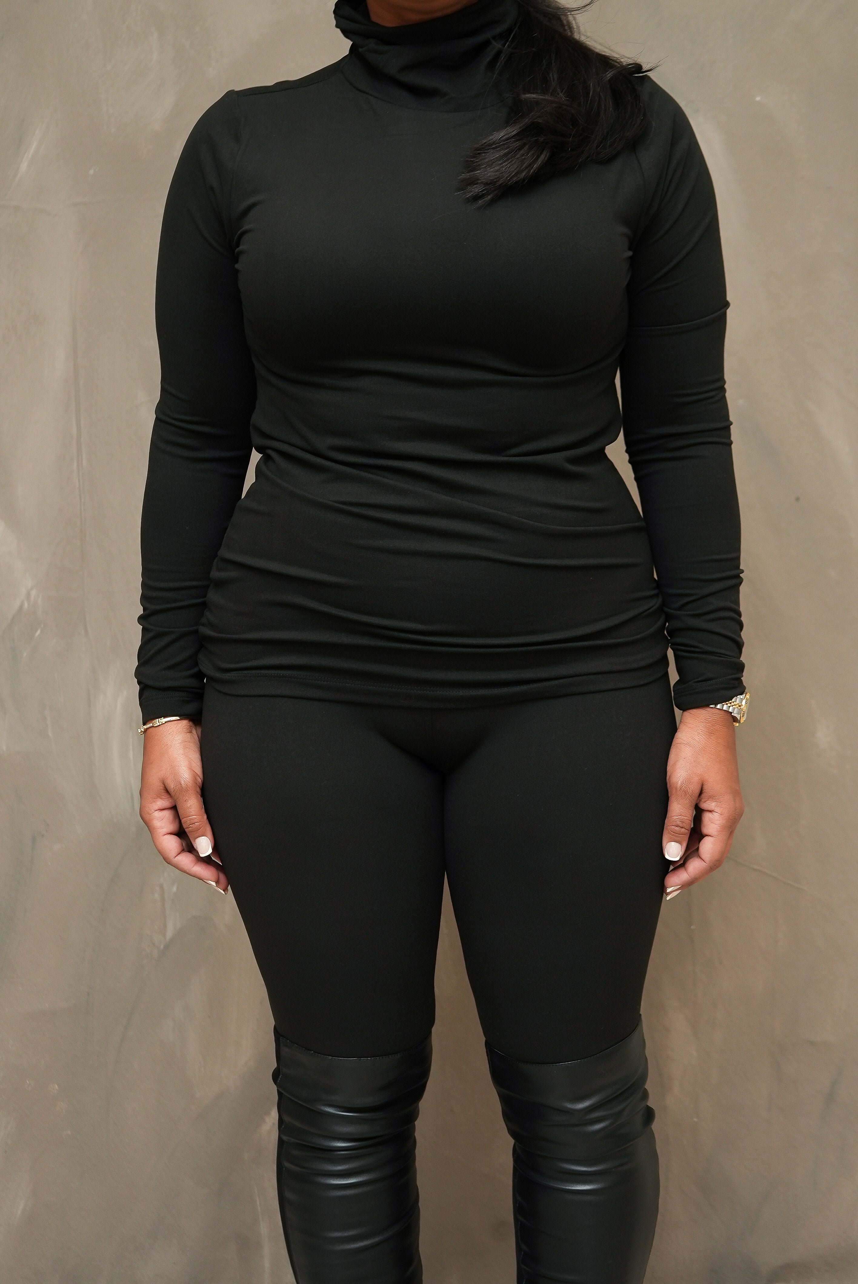 Cozy Turtleneck Errand Set (Black)