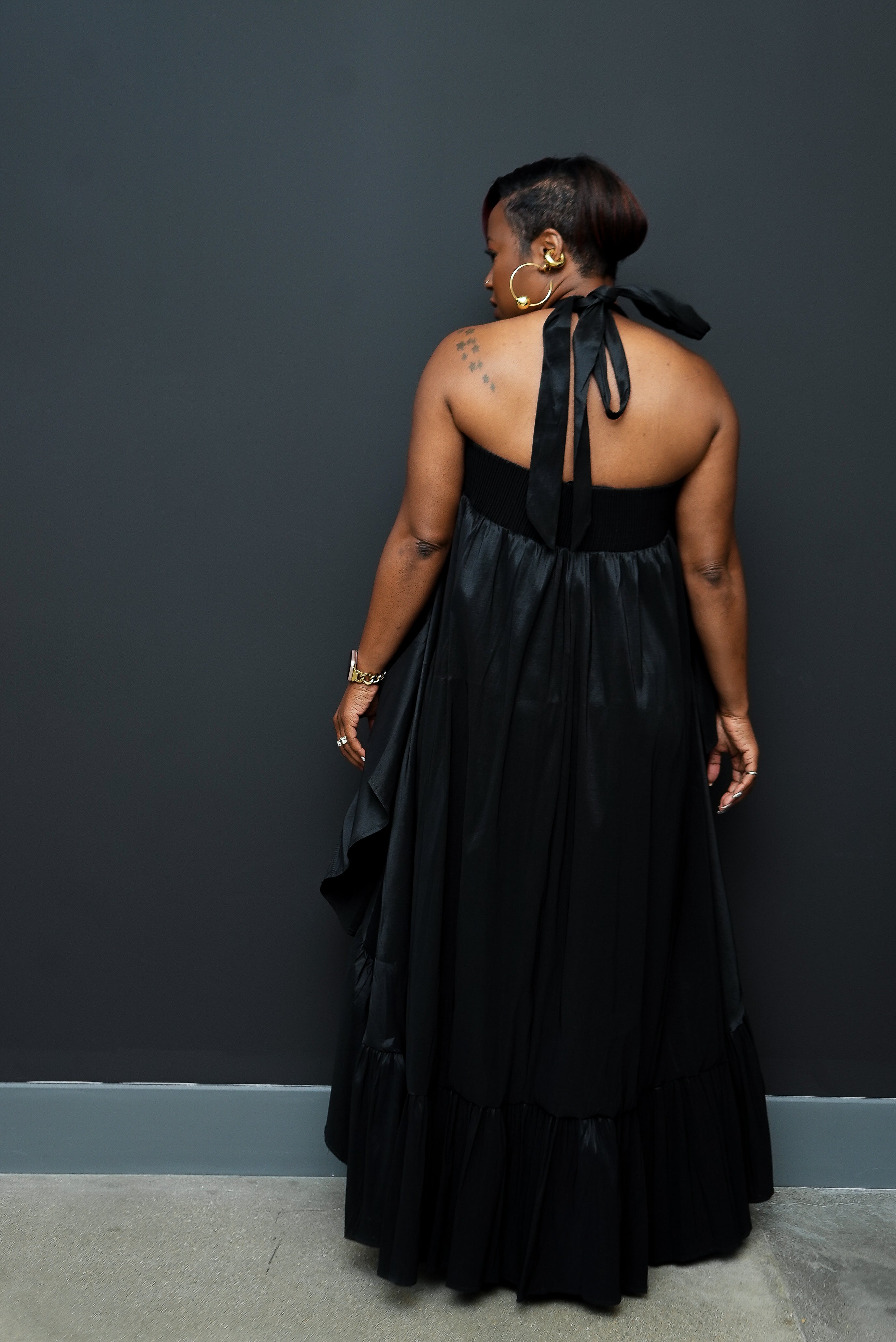 Cascade Halter Top (black)